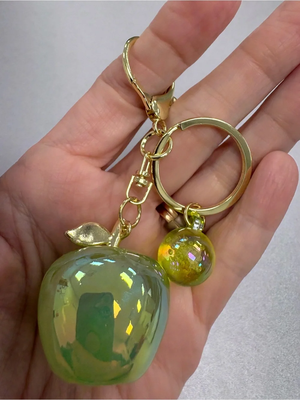 NWOT Iridescent Lime Green Glass Apple Keychain Charm Gold Rhinestone Leaf Cute